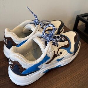 Fila sneakers